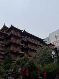 Guangzhou Layover Guide: Explore Beijing Road Pedestrian Street in Just a Few Hours!✈️