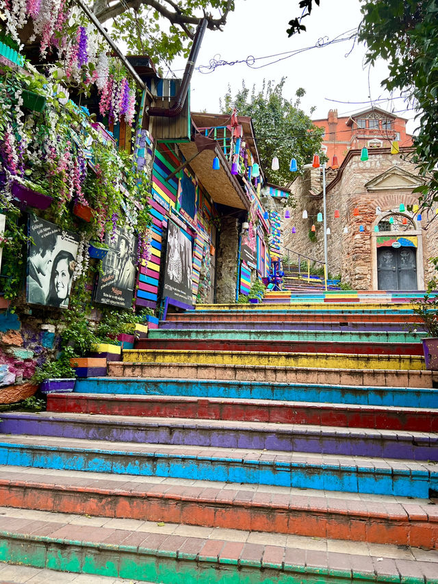 Colorful Spring in Balat💐