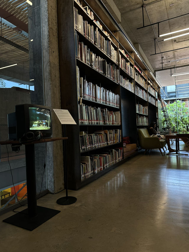 William Warren Library