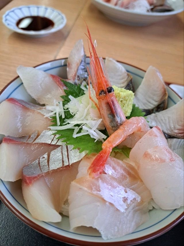【富山県氷見港魚市場食堂:富山県氷見市】 【富山県氷見港魚市場食堂:富山県氷見市】