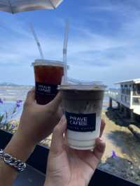 Prave Cafe บางแสน คาเฟ่ริมทะเล