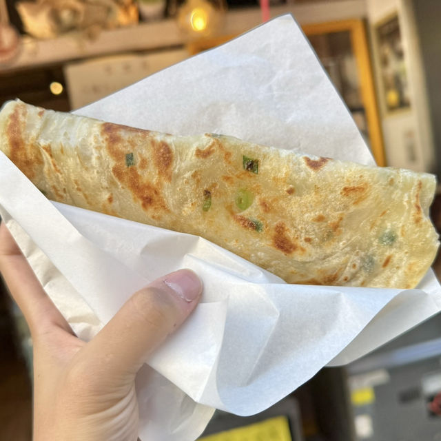 のんびり食べ歩き散歩✨️中華街＆公園まとめ