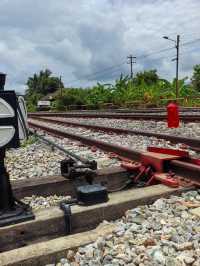 สถานีรถไฟวังกรด  ประตูสู่ย่านเก่าแห่งกาลเวลา