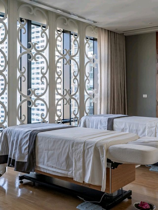 🌟 Bangkok's Elite Escape – The St. Regis Unveiled 🌟