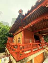 沖繩｜在幼稚園旁有蛇出沒的安里八幡宮 是糖糕丘古戰場