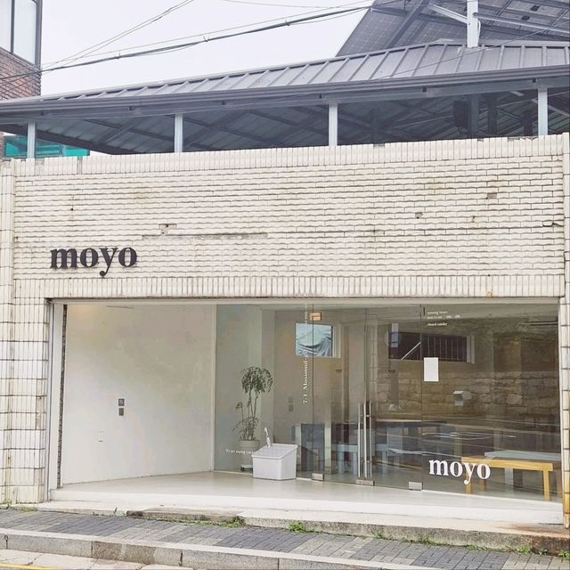 Cafe Moyo
