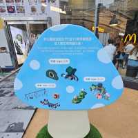 新都會廣場歷奇公園，可愛植物造型的滑梯