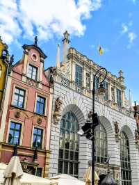 🇵🇱✨ Gdańsk: Poland’s Coastal Gem on a Shoestring Budget! ✨🇵🇱