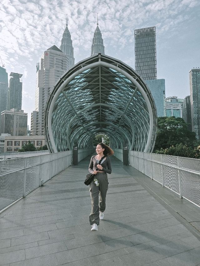 Hidden Twin Tower Photo Spots in KL – No Crowds, No Stress! ✨🌇