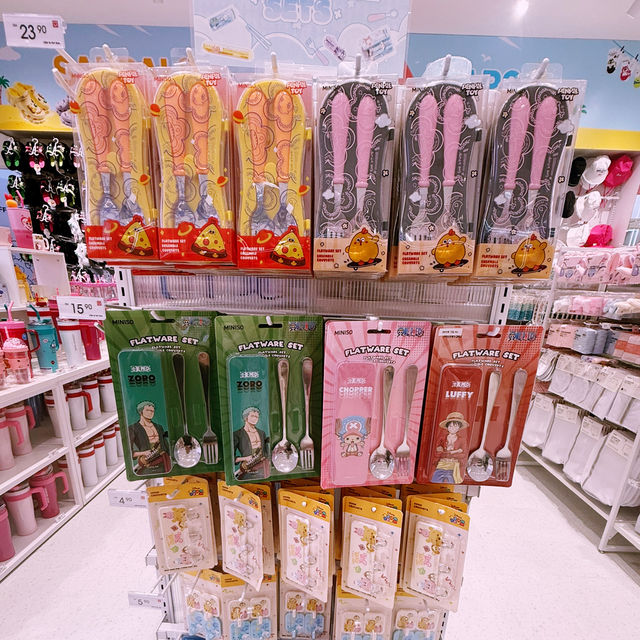 MINISO Magic in Toppen: Disney, Sanrio & So much Crayon Shinchan! 