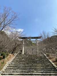Kamado Shrine ศาลเจ้าความรักกลางภูเขาในฟุกุโอกะ
