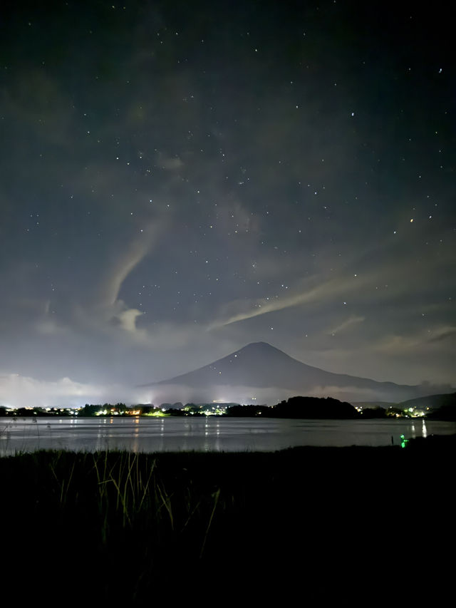 A Serene Escape to Mount Fuji – Nature’s Perfect Balance of Peace and Power 