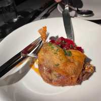 ร้าน "EAT ME" Restaurant บางรัก