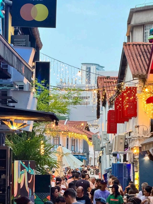 🍜🥢 Singapore Street Food – A Tasty Journey Through Every Bite! 🇸🇬