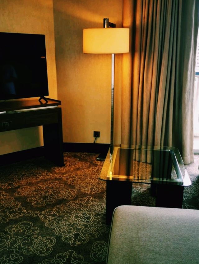 Luxury in the Heart of the City: Fairmont Hotel Escape