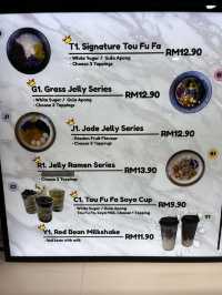 Dou Dou Taufufa: The Go-To Spot for Refreshing Desserts & Drinks
