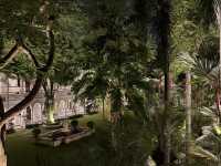 Surabaya: A Glimpse into Colonial Grandeur at Hotel Majapahit MGallery 🏨✨