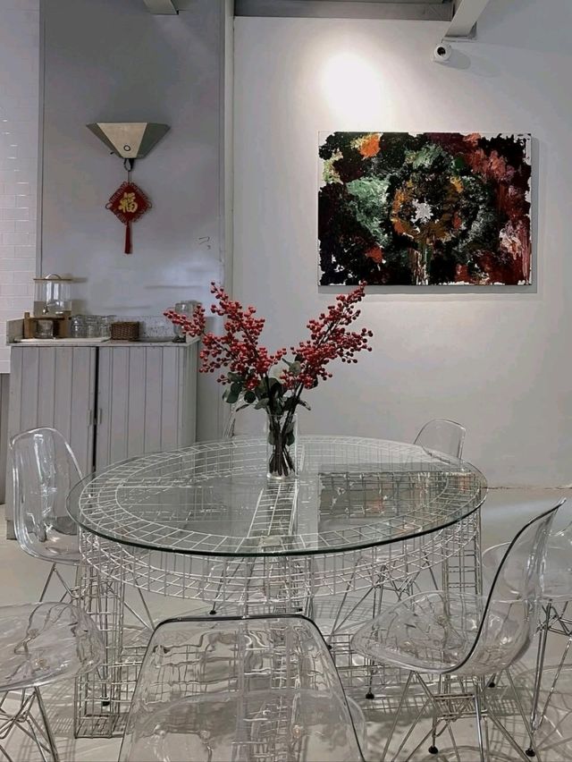 Circle Coffee is a modern