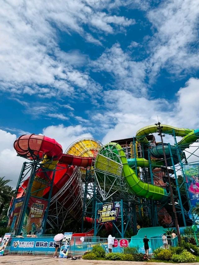 🌊🎉 Chimelong Water Park – Guangzhou’s Splash Kingdom! 🏄‍♂️