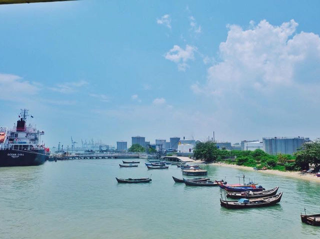 นั่งรถไฟหาดใหญ่–ปีนัง ผ่านปาดังเบซาร์ แบบชิลล์ๆ 🚂