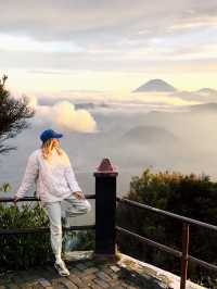 🔥 Into the Ashes: The Epic Journey to Mount Bromo 🌋