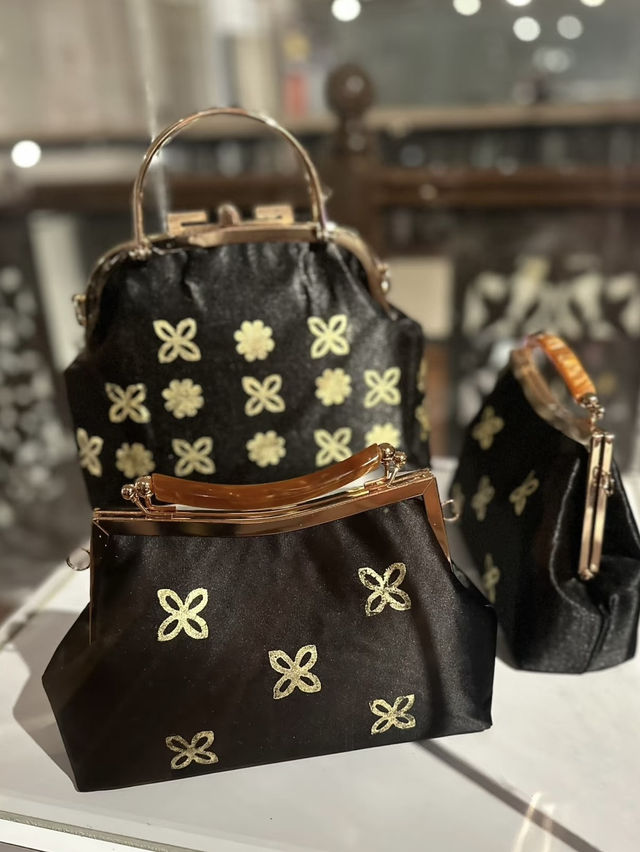 A Living Tapestry of Malaysian Fabric – My Visit to the National Textile Museum, Kuala Lumpur