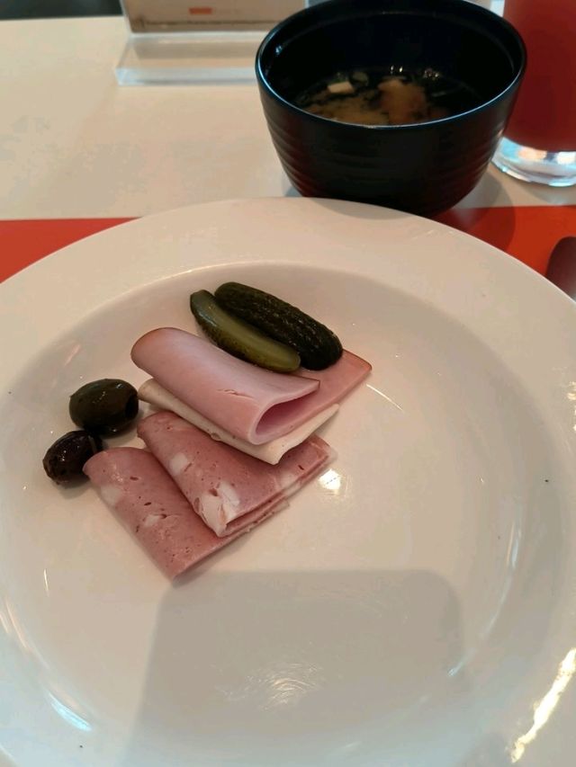 Smooth and Tasty Mornings at Shangri-La Singapore