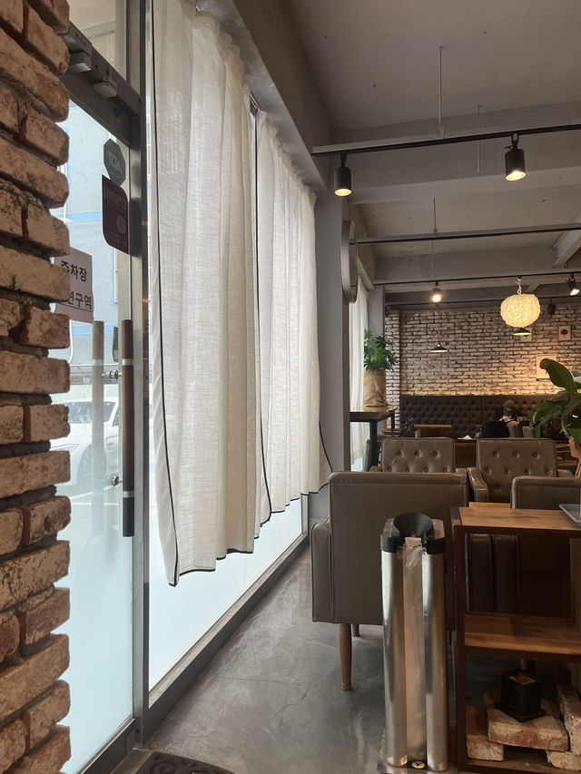  ☕ 수영역 근처 깔끔한 감성 카페, 리노(Rino)
