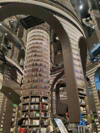 China’s Most Mind-Bending Library - Zhongshuge Bookstore (Chengdu)
