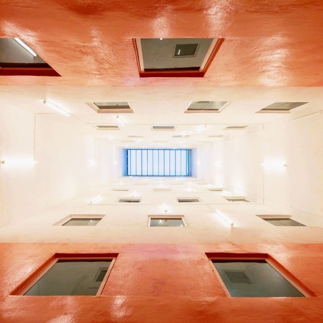 MoMo's Hotel