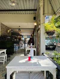 ร้าน ”สบายใจ“ ริมแม่น้ำ ร้านอร่อยที่จันทบุรีต้องมา