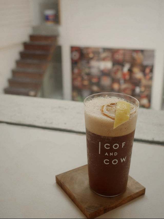 曼谷新店☕️韓系設計師木質風早午餐