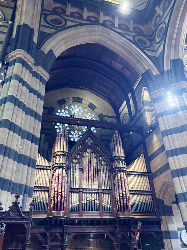 セントポール大聖堂（St Paul’s Cathedral）歴史と周辺散策