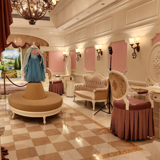 Magical Stay at Disney Hollywood Hotel Hong Kong Magical Stay at Disney Hollywood Hotel Hong Kong
