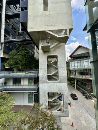 🏙️🌳 Urban Retreat with Greenery – Tamarind Square