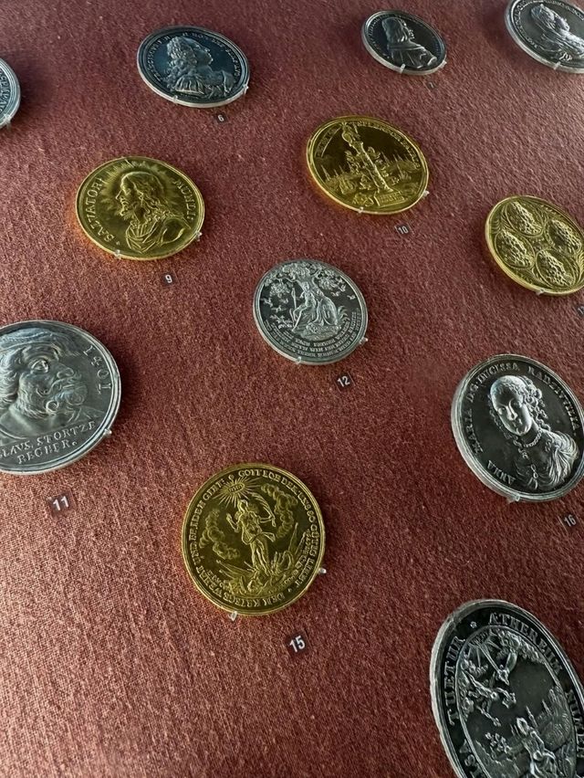 Exploring the Numismatic Museum
