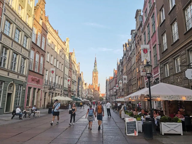 【グダンスクの心を歩く】ドゥーガ通り🌈🏘️ 【グダンスクの心を歩く】ドゥーガ通り🌈🏘️