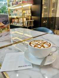 DEAN & DELUCA 