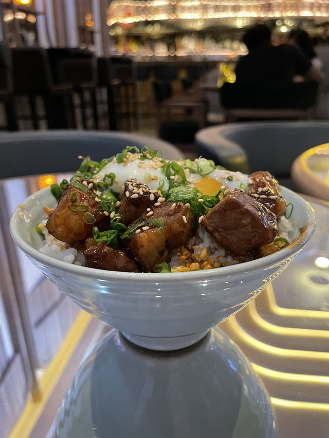 時尚酒吧與居酒屋美食