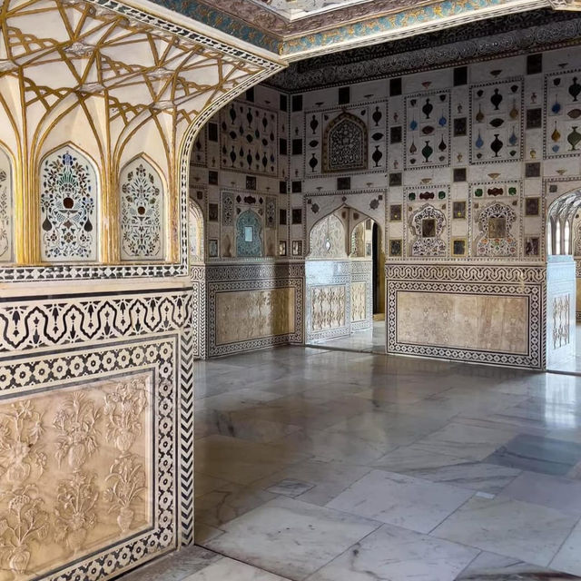 Sheesh Mahal The Glittering Palace of Jaipur 
