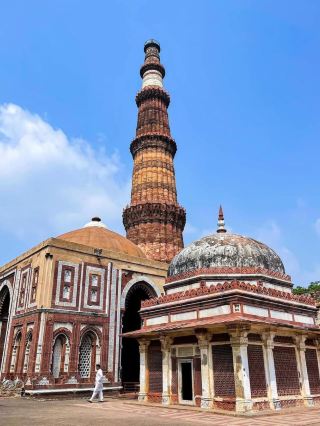 Qutab Minar A Towering Icon of Delhi