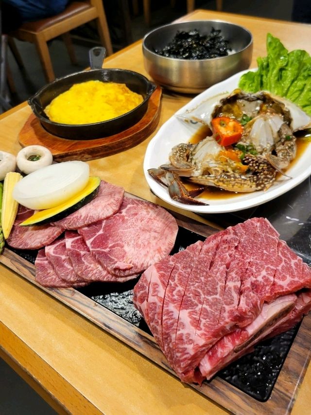 地道韓國餐廳風格🐄韓牛拼盤肉香四溢必試