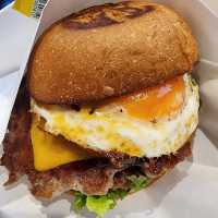 【東京/原宿🇯🇵】焼肉の名店が手掛けるパティ🍔 HENRY'S BURGER Harajuku
