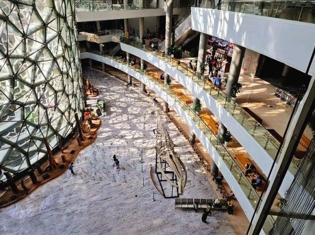 上海 | 上海自然博物館：不只博物館，根本是「後現代地球史詩」！