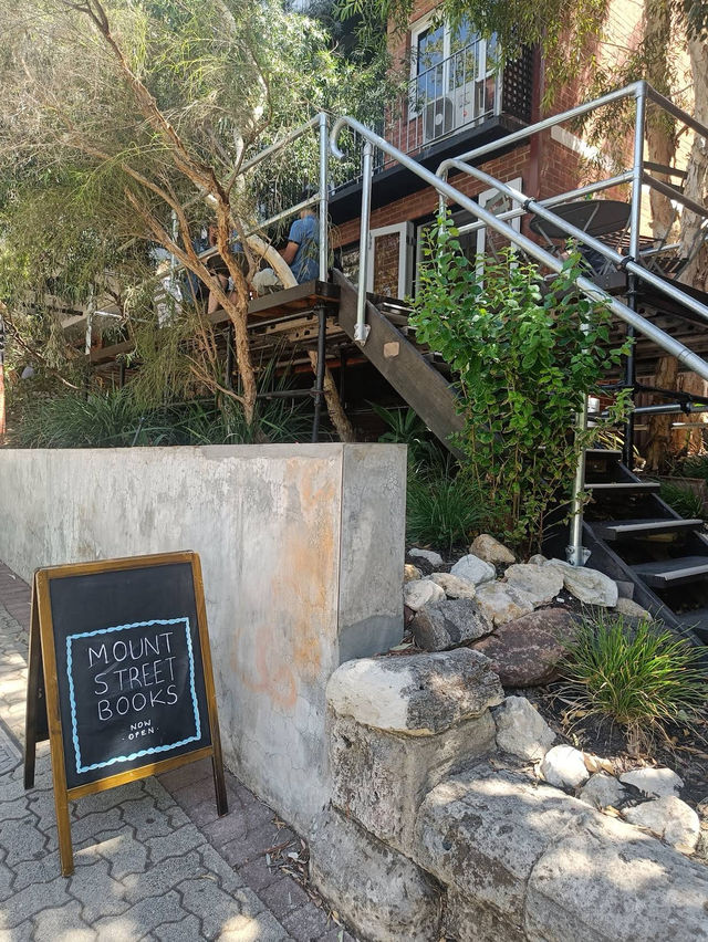 Elevated Mornings with Riverside Charm at Mount Street Breakfast Bar Elevated Mornings with Riverside Charm at Mount Street Breakfast Bar