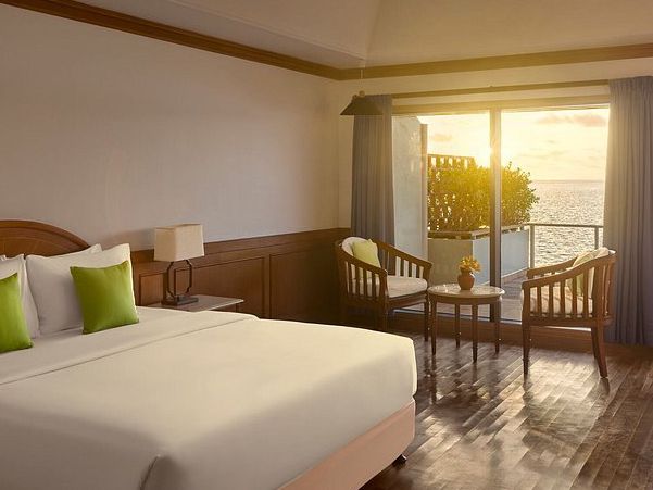 Villa Park Sun Island Resort