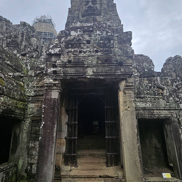 Bayon Temple ប្រាសាទបាយ័ន
