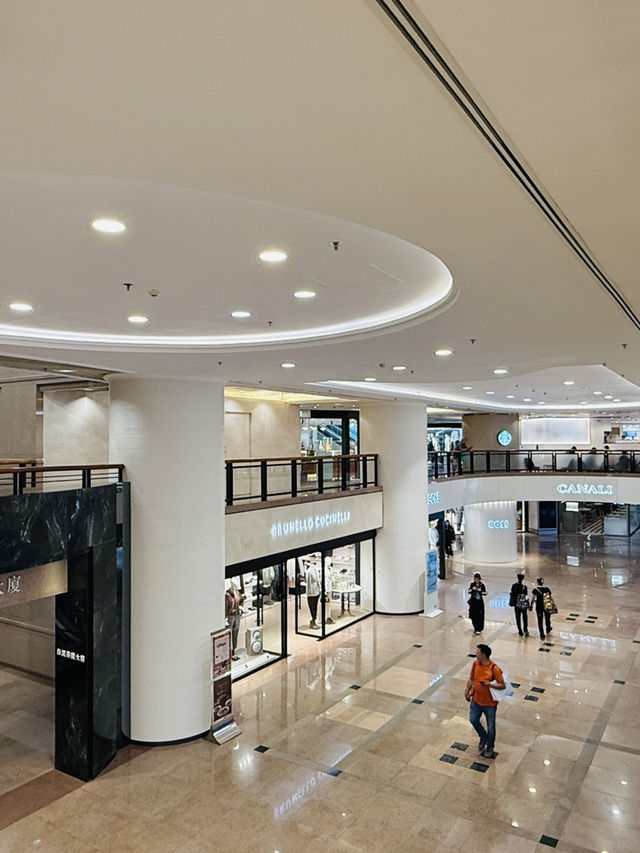 香港「海港城」 燈飾率先睇、節日氣氛十分濃厚！