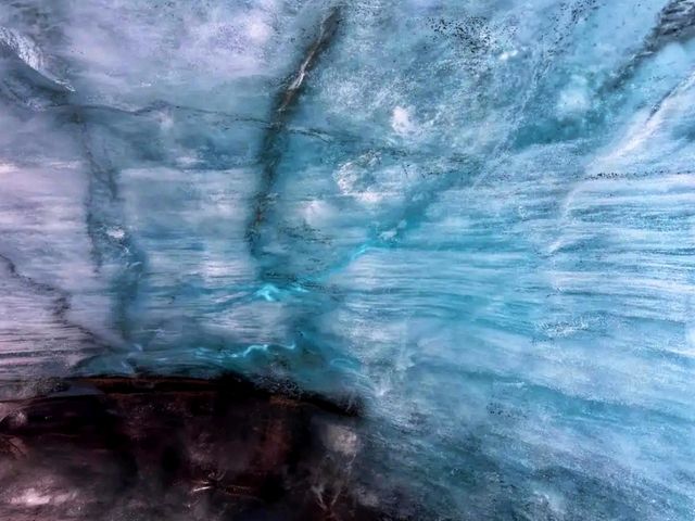 ❄️ Mýrdalsjökull Glacier – Iceland’s Majestic Ice Cap ❄️ Mýrdalsjökull Glacier – Iceland’s Majestic Ice Cap