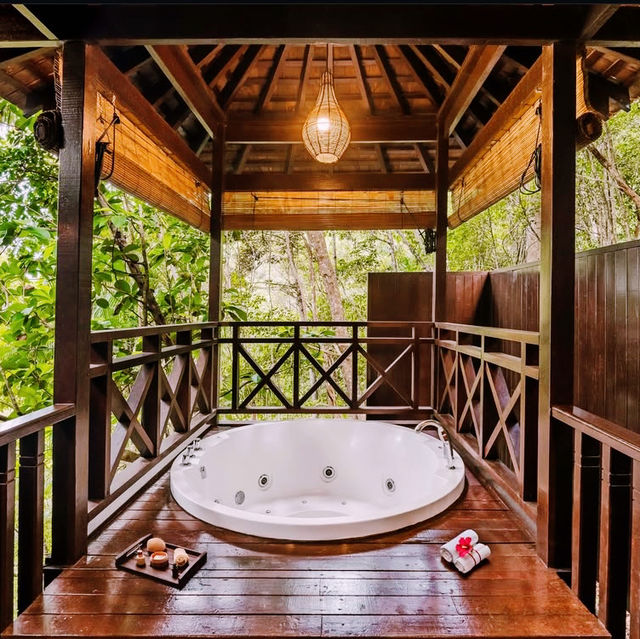 🏝️ Escape to Paradise: Bunga Raya Island Resort Review